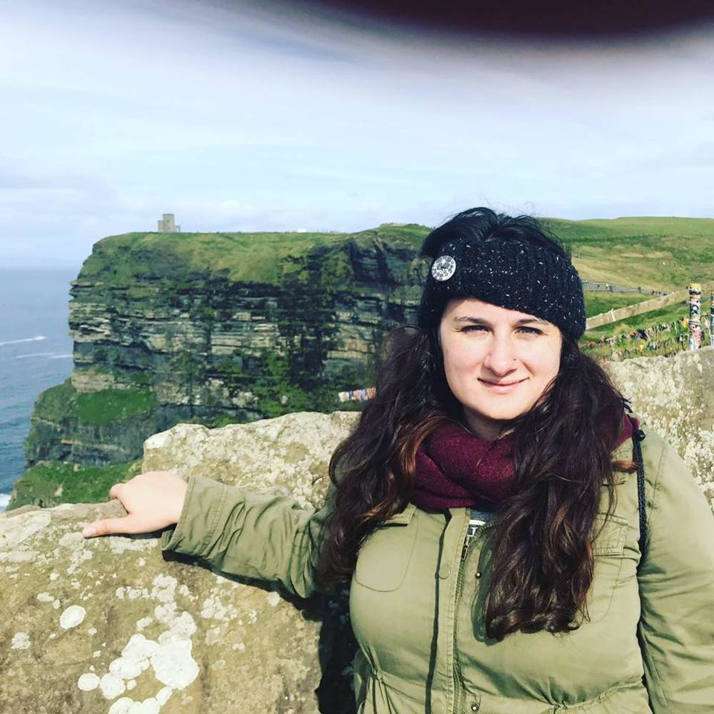 Meet your Posher, Danielle